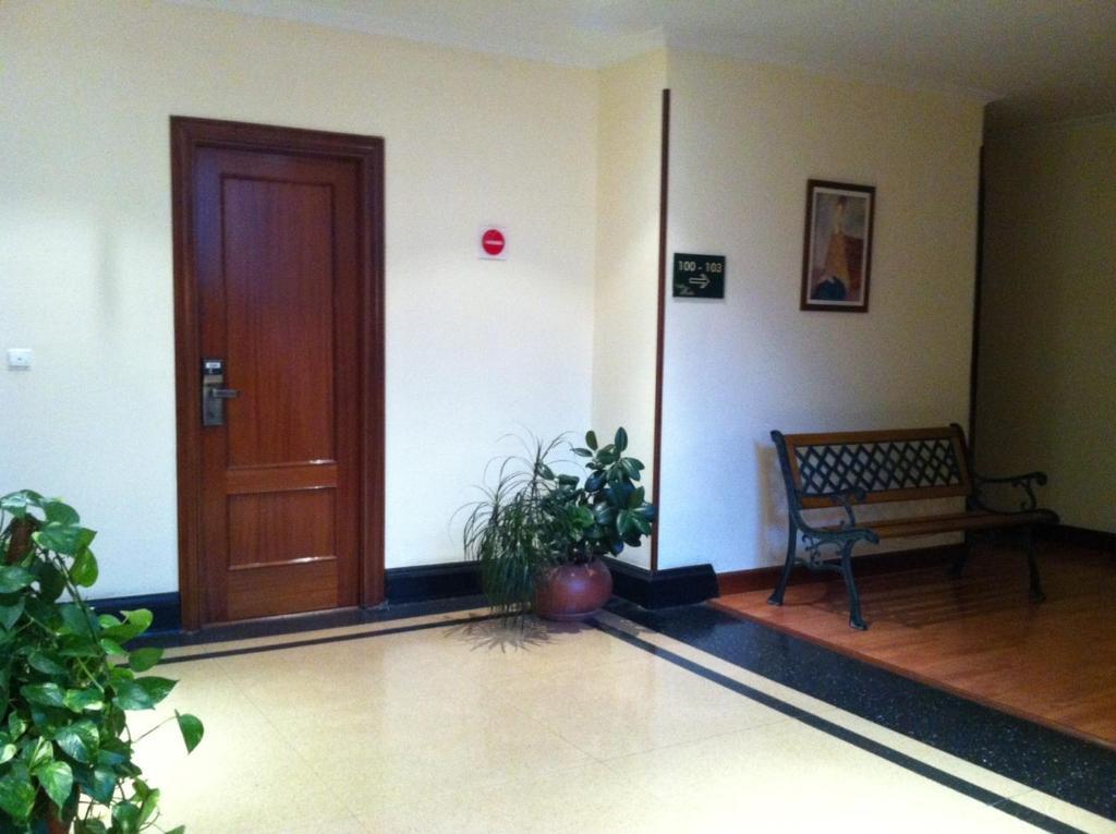 Hotel Valle De Ayala Льодио Экстерьер фото