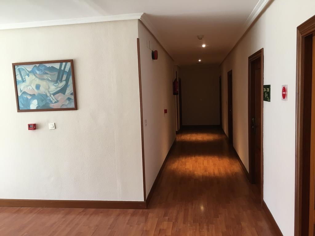 Hotel Valle De Ayala Льодио Экстерьер фото