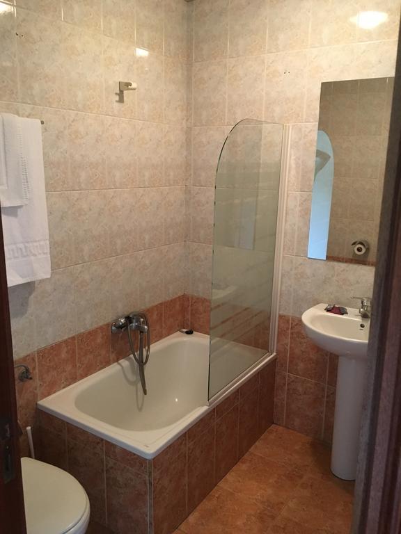 Hotel Valle De Ayala Льодио Экстерьер фото