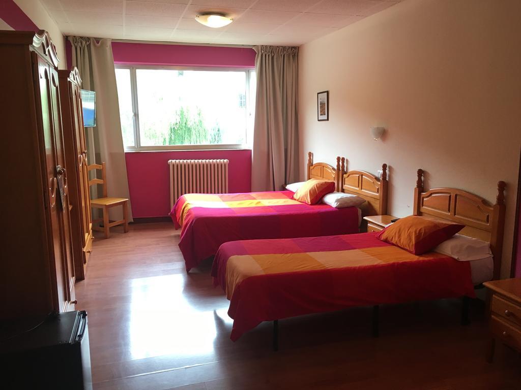 Hotel Valle De Ayala Льодио Экстерьер фото