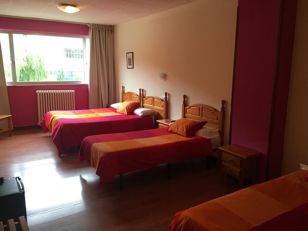 Hotel Valle De Ayala Льодио Экстерьер фото
