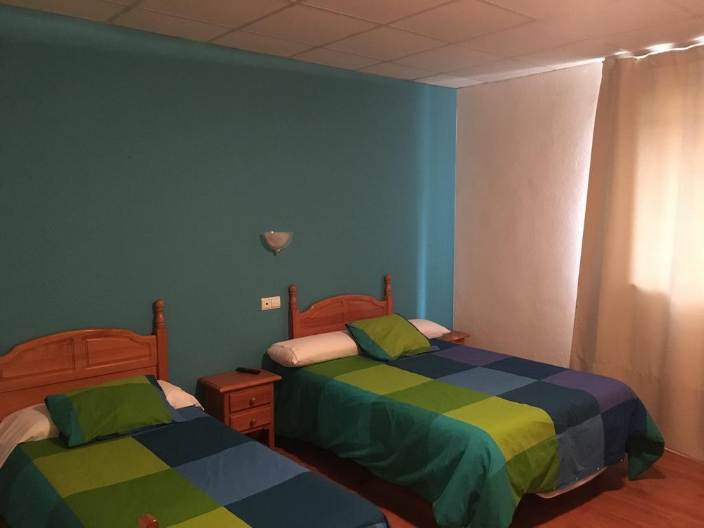 Hotel Valle De Ayala Льодио Экстерьер фото
