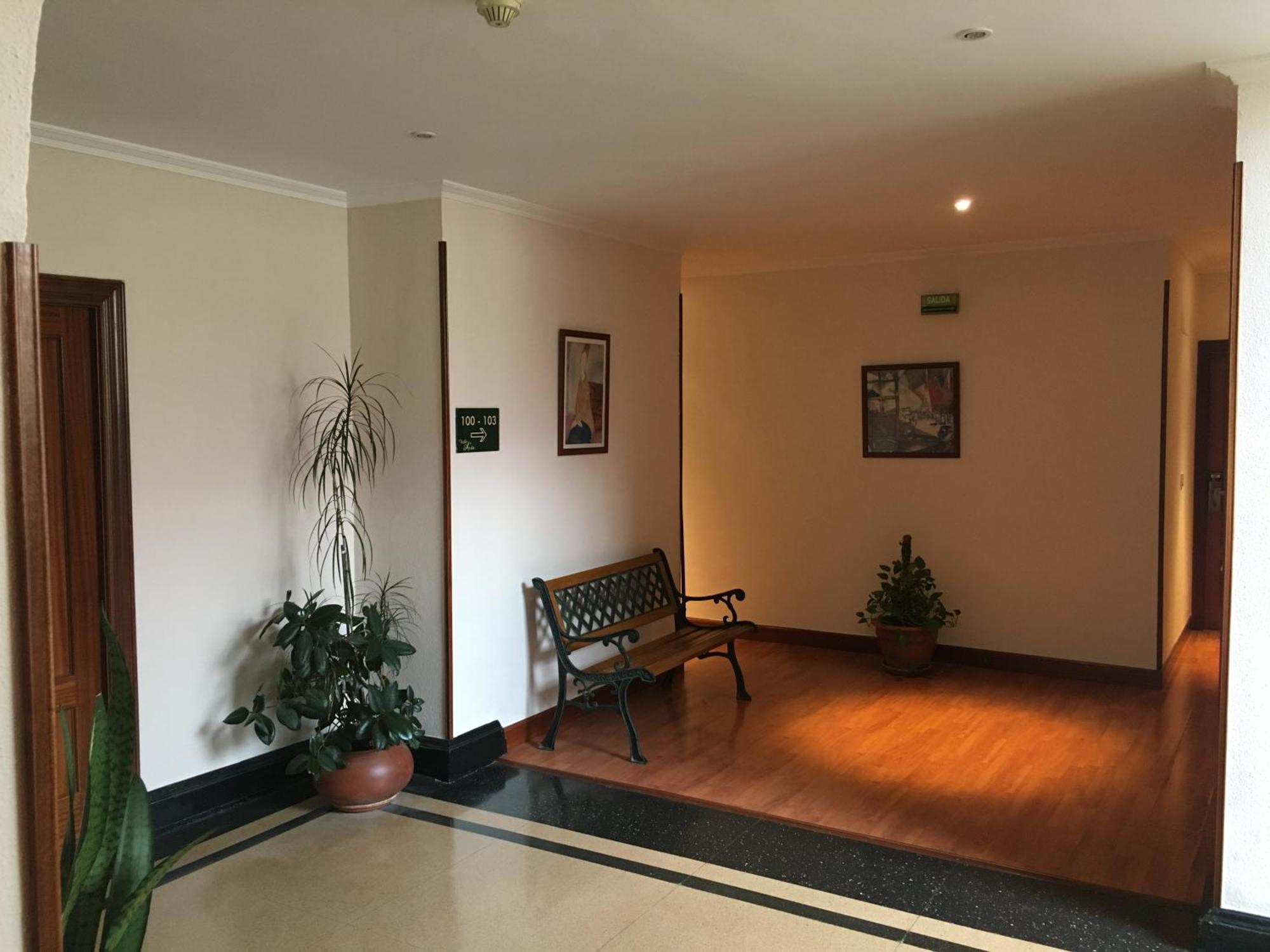 Hotel Valle De Ayala Льодио Экстерьер фото